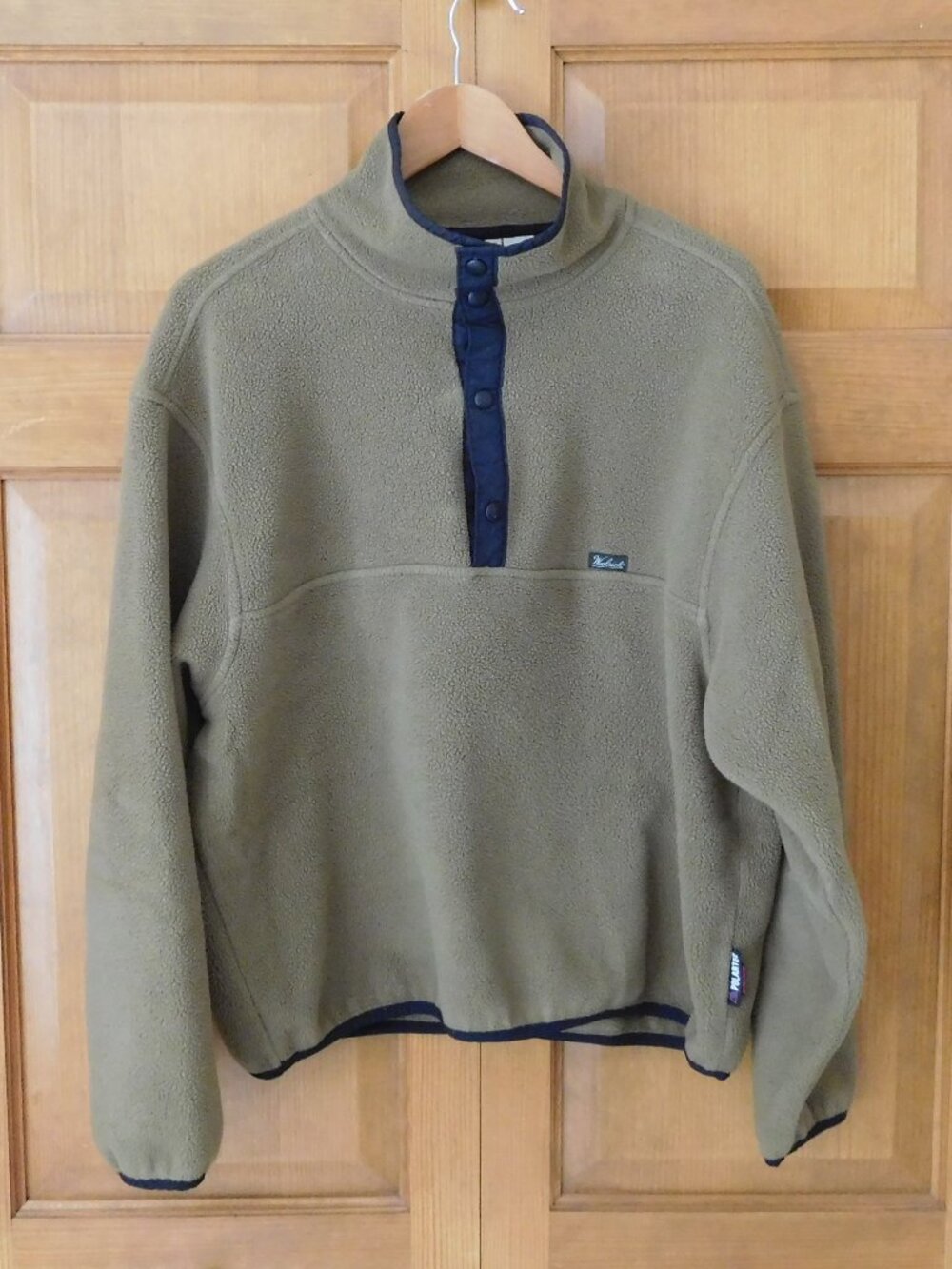 Woolrich Men's Size L Polartec fleece pullover shirt tan/brown color